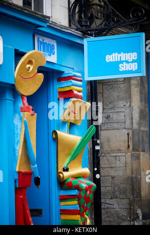 Edimburgo, Scozia, Canongate Royal Mile EdFringe Shop dettaglio della porta Foto Stock