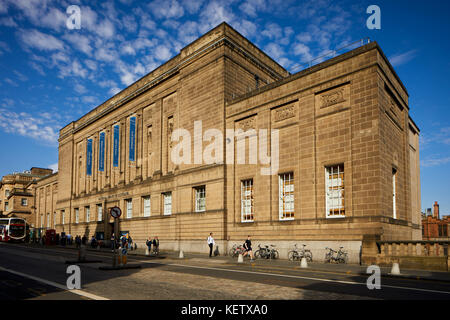 Centro storico di Edimburgo, Scozia Biblioteca Nazionale di Scozia su George IV Bridge Foto Stock