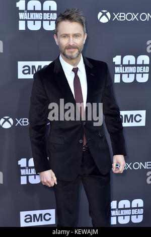 Chris Hardwick partecipa alla premiere della stagione 8 di AMC "The Walking Dead" e alla celebrazione del 100° episodio al Greek Theatre il 22 ottobre 2017 a Los Angeles, California. | Verwendung weltweit Foto Stock