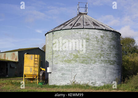 Acciaio silos di grano Foto Stock