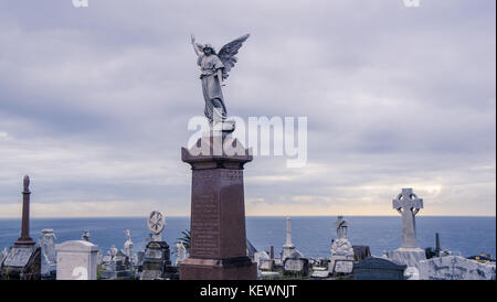 Cimitero di Waverley a Sydney, monumentale cimitero oceanside, fondata nel 1877, la casa per le tombe di molti esponenti australiani Foto Stock