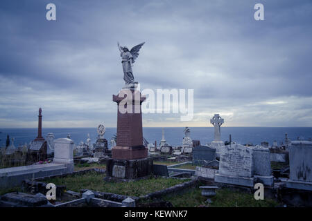 Cimitero di Waverley a Sydney, monumentale cimitero oceanside, fondata nel 1877, la casa per le tombe di molti esponenti australiani Foto Stock