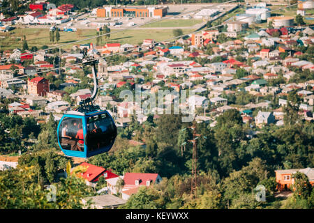 Batumi, Adjara, Georgia. Funivia di Lift in Sunny Summer Day. Pendant Road è un punto di riferimento locale Foto Stock