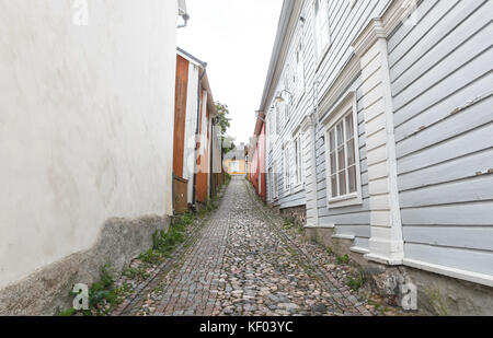 Strada di ciottoli nel centro storico di porvoo, Finlandia Foto Stock