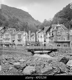 Lyn Valley Hotel, Lynmouth, Devon. Una vista della struttura dopo la disastrosa alluvione del 15/16 agosto 1952. Fotografato in Ottobre 1952 da James Nelson Foto Stock