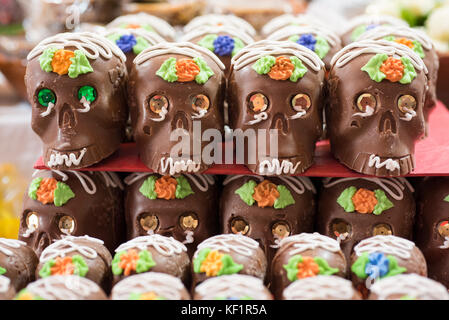 Cranio al cioccolato per il giorno della festa messicana morta Foto Stock