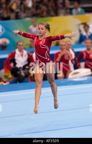 Shawn johnson (USA) in competizione nella squadra femminile della manifestazione presso il 2008 olimpiadi estive a Pechino, Cina Foto Stock