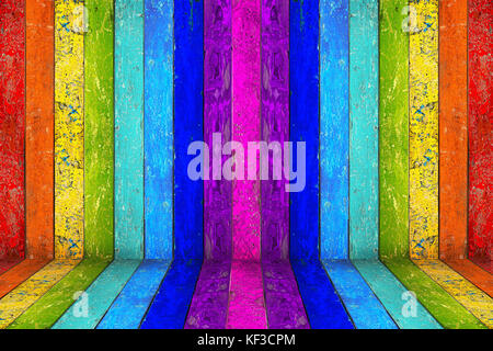 Colorato vivace arcobaleno vuoto camera in legno con spazio copia tavole rustico retrò texture di sfondo Foto Stock