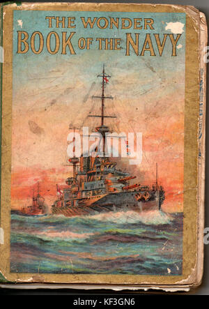 Il coperchio del hardback 1919 British libro 'La Wonder libro della Marina" rilasciati dopo la fine della Prima Guerra Mondiale Foto Stock