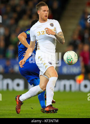 Il Pontus Jansson di Leeds United durante la Carabao Cup, la quarta partita al King Power Stadium di Leicester. PREMERE ASSOCIAZIONE foto. Data immagine: Martedì 24 ottobre 2017. Vedi PA storia CALCIO Leicester. Il credito fotografico dovrebbe essere: Mike Egerton/PA Wire. RESTRIZIONI: Nessun utilizzo con audio, video, dati, elenchi di apparecchi, logo di club/campionato o servizi "live" non autorizzati. L'uso in-match online è limitato a 75 immagini, senza emulazione video. Nessun utilizzo nelle scommesse, nei giochi o nelle pubblicazioni di singoli club/campionati/giocatori. Foto Stock