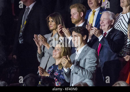 Reali e politici partecipano alla cerimonia di apertura degli Invictus Games presso Air Canada. Con: Melania Trump, Prince Harry, Justin Trudeau, Sophie Grégoire Trudeau dove: Toronto, Canada quando: 23 settembre 2017 Credit: Euan Cherry/WENN.com Foto Stock