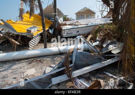 Case e barche sono distrutti dopo il passaggio dell uragano irma settembre 20, 2017 in Big Pine Key, Florida. Foto Stock