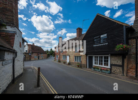 Case tradizionali del villaggio di shere nel distretto di Guildford, Surrey, Regno Unito Foto Stock