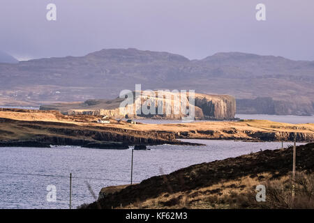 Turner isola, isola di Skye, scogliere, oceano Foto Stock