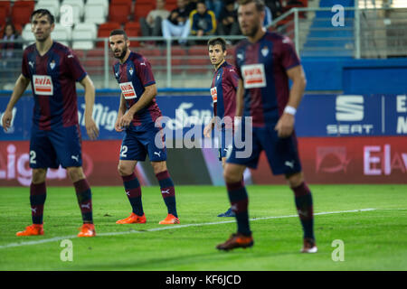 Eibar, Spagna. 25 ottobre 2017. (26) Imanol Sarriegi durante la partita di calcio spagnola della Copa del Rey tra Eibar e Deportivo de la Coruna allo stadio Ipurua di Eibar, Spagna settentrionale, giovedì, ottobre 25, 2017 crediti: Gtres Información más Comuniación on line, S.L./Alamy Live News Foto Stock