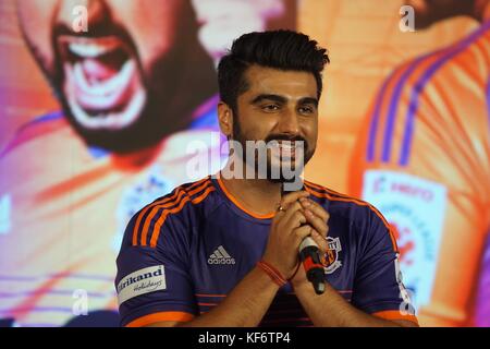 Mumbai, India. 26 ott 2017. fc club di Pune ha annunciato come un marchio ambasaddar e co-proprietario attore di bollywood arjun kapoor a JW Marriott hotel di Juhu di Mumbai il 26 ott 2017. Credito: prodip guha/alamy live news Foto Stock