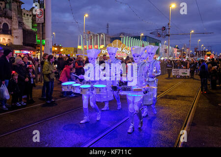 Festival di Blackpool della parata delle luci Foto Stock