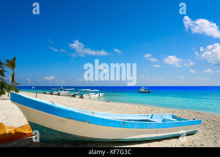 Puerto Morelos spiaggia barche in riviera Maya Maya del Messico Foto Stock