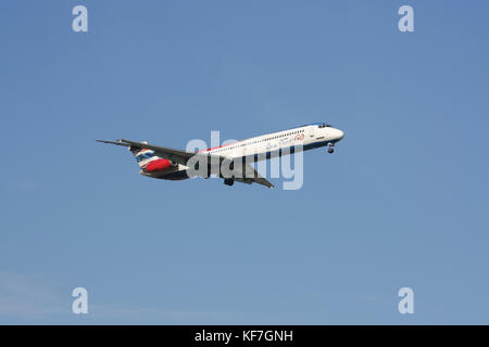 Licciana Nardi, Italia - circa 2007: hs-oma MD-82 di uno di due compagnie aeree go ( compagnia aerea low-cost), atterrando all aeroporto di chiangmai da l'aeroporto Don Muang di Bangkok, Foto Stock