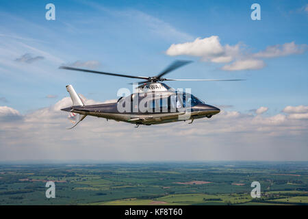 Aria Aria fotografie di elicotteri girato oltre il Northamptonshire Campagna Foto Stock