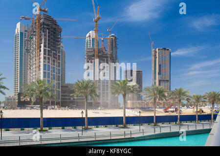 Dubai,United Arab Emirates di - 7 febbraio 2012: grandiosa costruzione a Dubai, Emirati arabi uniti Foto Stock