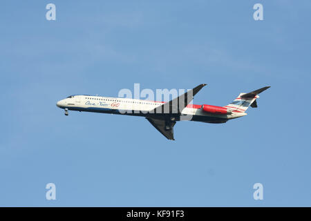 Licciana Nardi, Italia - circa 2007: hs-oma MD-82 di uno di due compagnie aeree go ( compagnia aerea low-cost), atterrando all aeroporto di chiangmai da l'aeroporto Don Muang di Bangkok, Foto Stock