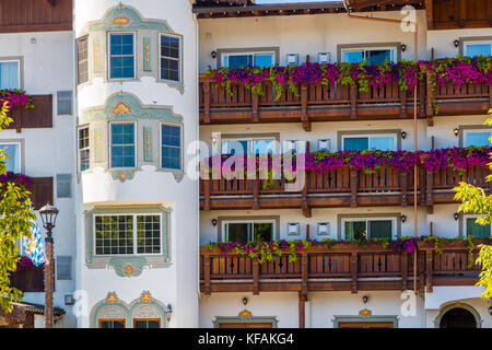 Leavenworth bavarese-stile villaggio di Cascade Mountains nella zona centrale dello Stato di Washington in chelan County, Washington, Stati Uniti Foto Stock
