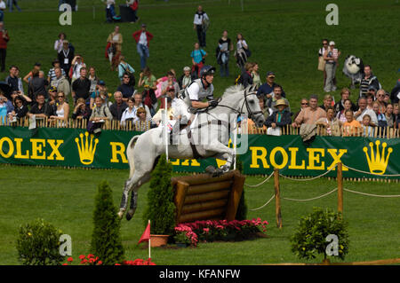 Oliver Townend (GBR) riding Flint Curtis - Giochi equestri mondiali, Aachen, - Agosto 26, 2006, Eventing Cross Country Foto Stock