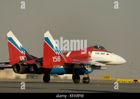 Mikoyan MiG-29M OVT fulcro in rullaggio al salone aeronautico di Dubai 2007 Foto Stock