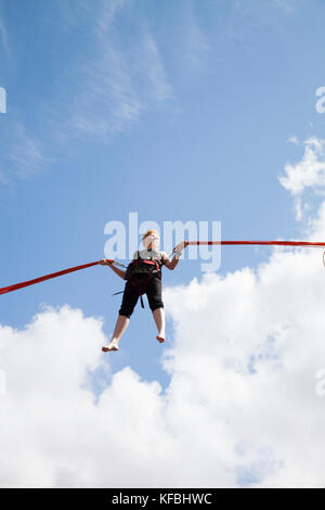 RUSSIA, MOSCA. Riides e giochi in tutti i=Russia Exhibition Centre. Foto Stock