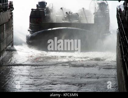 Landing Craft cuscino d'aria Foto Stock
