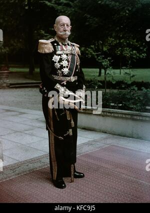 Prince George della Grecia e della Danimarca (1869-1957) in admiral uniforme 1953 Taponier Photo12.com foto - Coll. Taponier Foto Stock