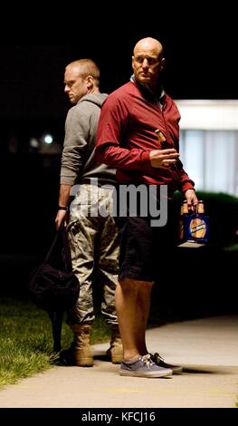 Il Messaggero Anno : 2009 USA Direttore : Oren Moverman Ben Foster e Woody Harrelson Foto Stock