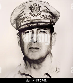 US General Douglas MacArthur II Guerra Mondiale ( Douglas MacArthur 1880 - 1964 era un americano a cinque stelle e generale Maresciallo di Campo dell'esercito filippino. Egli fu il capo del personale dell'esercito degli Stati Uniti durante gli anni trenta e ha svolto un ruolo di primo piano nel teatro del Pacifico durante la Seconda Guerra Mondiale. ) Foto Stock