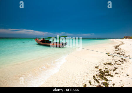 Barca sul mare, Gili Meno isola, lombok, INDONESIA Foto Stock