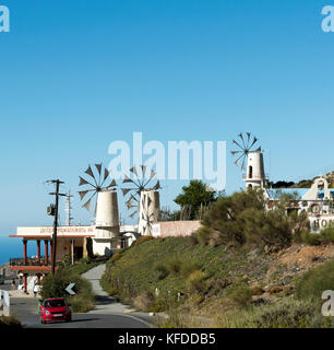 Il museo Homo Sapiens ad Ano Kera una fermata fuori luogo sulla strada per l'altopiano di Lasithi, Creta, Grecia. Ottobre 2017 Foto Stock