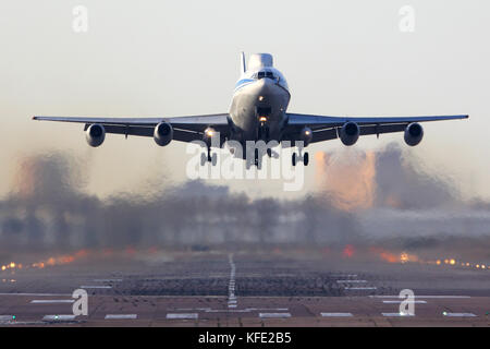 Chkalovsky, Moscow Region, Russia - 20 ottobre 2015: ilyushin il-86vkp-93642 rf di russo air force il decollo a chkalovsky. Foto Stock