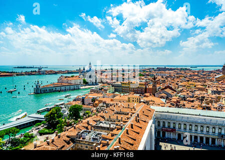 Il Grand canal waterfront come visto dal Campanile di Piazza San Marco a Venezia, Italia Foto Stock