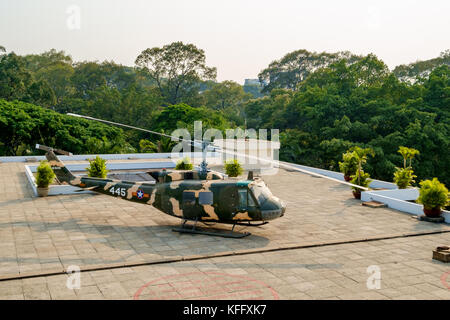 Elicottero sul tetto del palazzo di indipendenza, la città di Ho Chi Minh Foto Stock