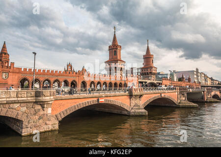 Oberbaumbruecke a Berlino Germania Foto Stock