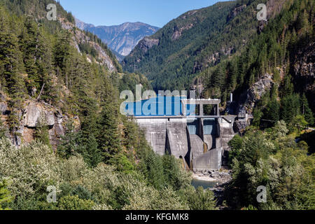 Gorge Dam, Ross Lake National Recreation Area, Washington Foto Stock