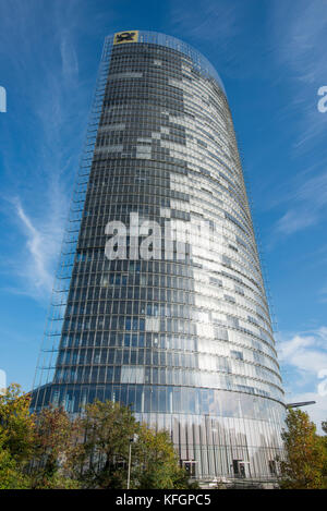 Post tower a Bonn in Renania del nord-Vestfalia, Germania Foto Stock