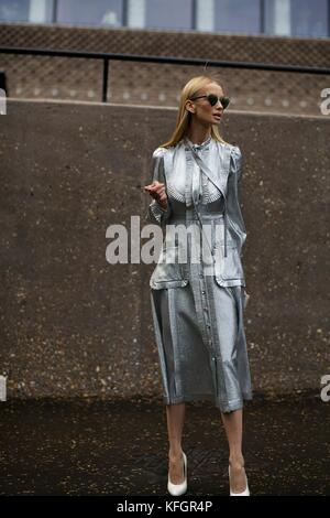 Tatiana Korsakova dopo Christopher Kane London Fashion Week Primavera Estate 2018 : 18 settembre 2017 Street Style Londra Regno Unito Foto Stock