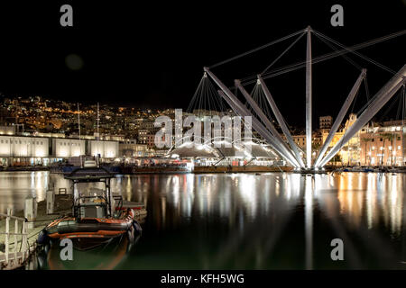 Porto Antico di Genova, metà del turismo, acquario, Il Bigo e biosfera Foto Stock