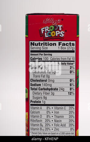 Fatti di nutrizione etichetta per Kellogg's Froot Loops cereale Foto Stock