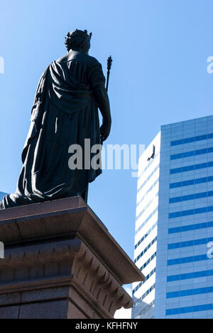 Victoria Memorial scultura in legno di Marshall. Victoria Square, Montreal, Quebec, Canada Foto Stock