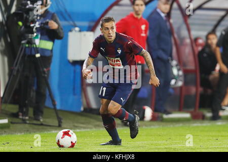 Eibar, Spagna. 25 ottobre 2017. Ruben pena (Eibar) calcio: Partita spagnola della Copa del Rey tra SD Eibar 1-2 RC Celta de Vigo all'Estadio Municipal de Ipurua di Eibar, Spagna. Crediti: Mutsu Kawamori/AFLO/Alamy Live News Foto Stock