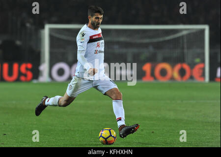 Torino, Italia. 29 ott 2017. Paolo faragò (cagliari calcio) durante la serie di una partita di calcio tra torino fc e cagliari calcio allo stadio grande Torino il 29 ottobre 2017 a Torino, Italia. Credito: Fabio petrosino/alamy live news Foto Stock