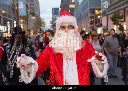 Babbo Natale Zombi.Zombie Santa Claus Foto Stock Alamy