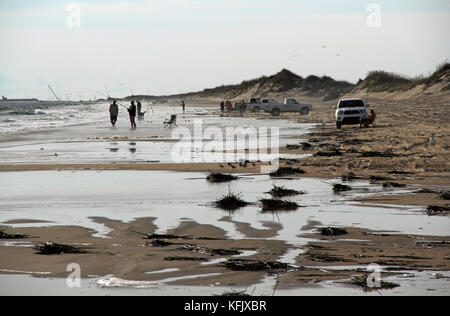 Cape Hatteras National Seashore offre numerose attività ricreative per il pubblico, in particolare in termini di spettacolare possibilità di pesca Foto Stock